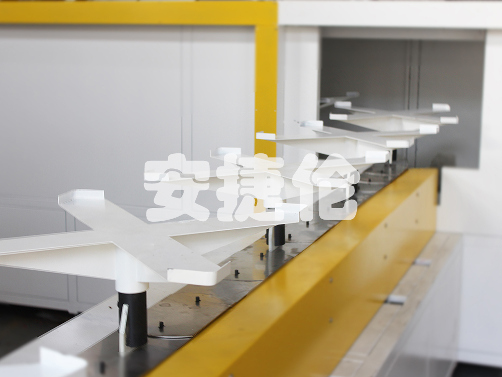 自動(dòng)噴膠機(jī)