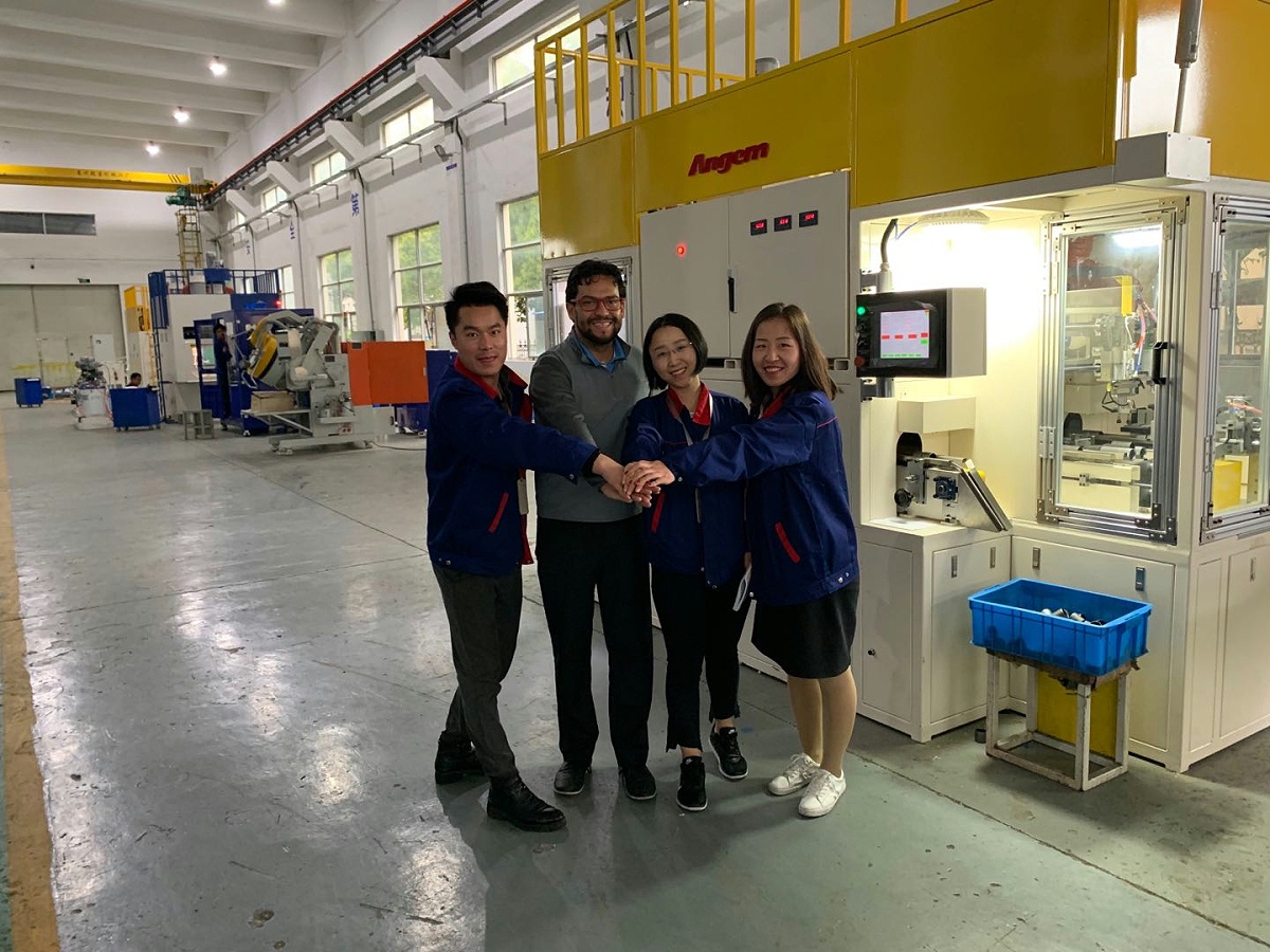 安捷倫內孔滾膠機