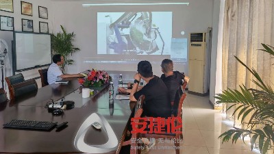 密封件軸承客戶考察滾噴設備，軸承線性導軌封蓋噴PTFE