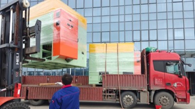 合作10年+汽車零部件老客戶，又復(fù)購三臺自動噴膠機
